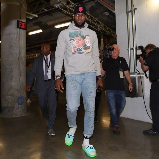 野手组的关 野手组的关