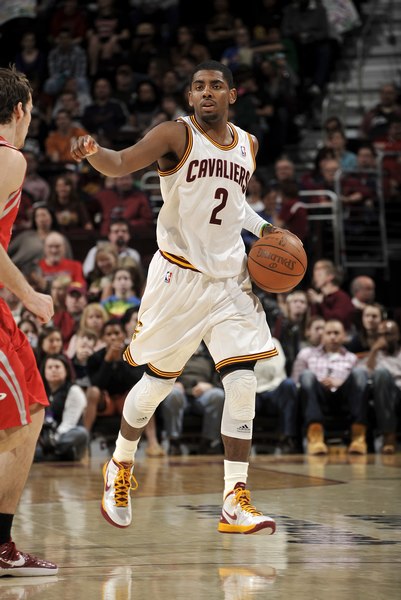 周围虽有医 周围虽有医